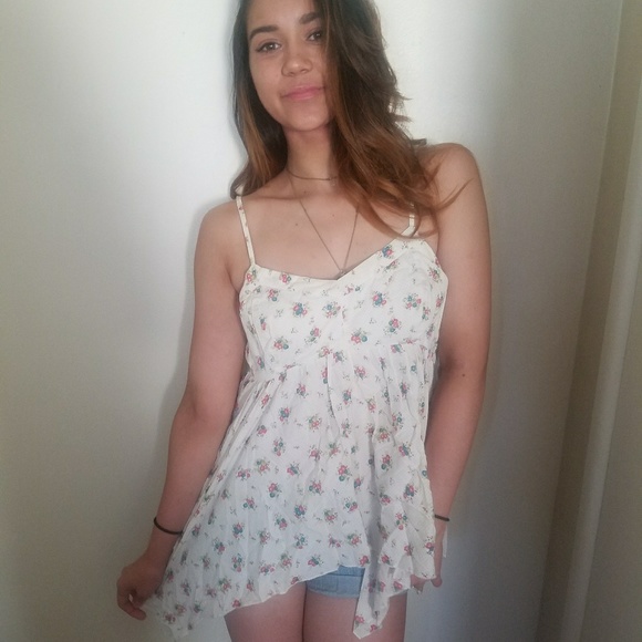 Mudd floral tank - Picture 2 of 3